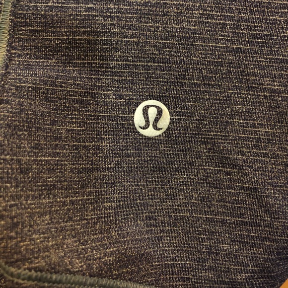Lululemon top with open back - Picture 3 of 3